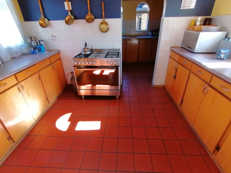 5 Bedroom Property for Sale in Fichardt Park Free State